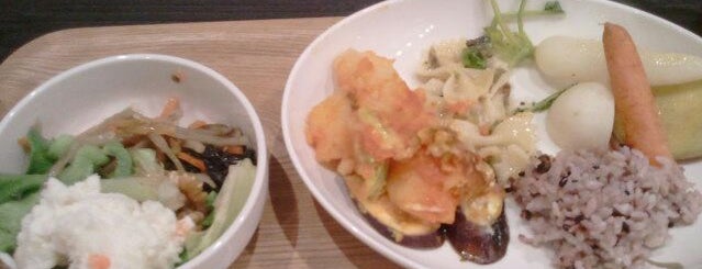 四季菜食堂 is one of 「Vegetarian or Vegan Restaurant」をピックアップ！.