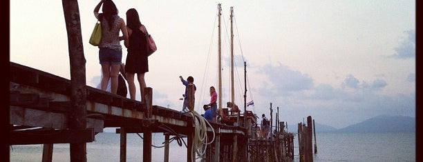 Bophut Pier is one of Thailandia.