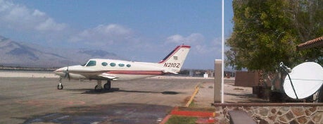 Aeropuerto Internacional San Felipe BC is one of Lieux qui ont plu à Matt.