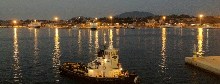 Corfu New Port is one of Posti che sono piaciuti a Endel.