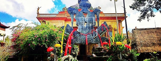 The Blanco Renaissance Museum is one of Достопримечательности Бали.
