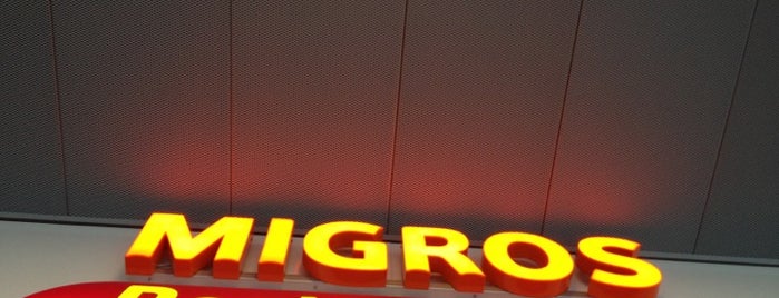 Migros Restaurant is one of Lieux qui ont plu à Hatem.