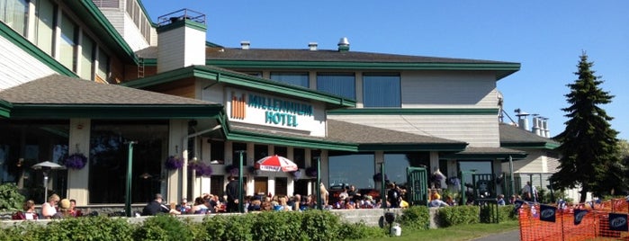 Millennium Alaskan Hotel Anchorage is one of Tempat yang Disukai Fernando.
