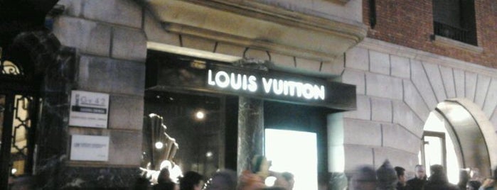 Louis Vuitton is one of LV ESPAÑA.