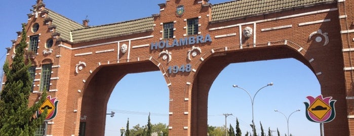 Portal de Holambra is one of Holambra.