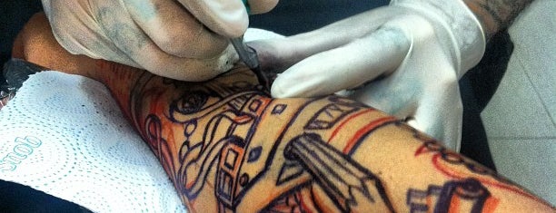 Markone Tattoo is one of Tattoo - Estúdios SP.