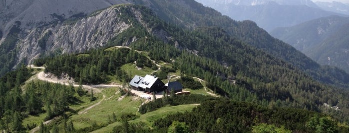 Vršič is one of Traversata delle Alpi.