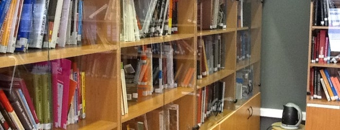Library / BHSAD is one of Tempat yang Disimpan Anna.