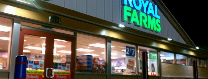 Royal Farms is one of Robertさんのお気に入りスポット.