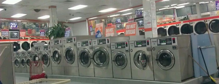 Laundry City Superstore is one of Orte, die Alisha gefallen.