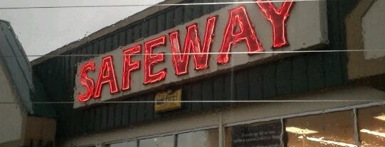Safeway is one of Lieux qui ont plu à Pat.