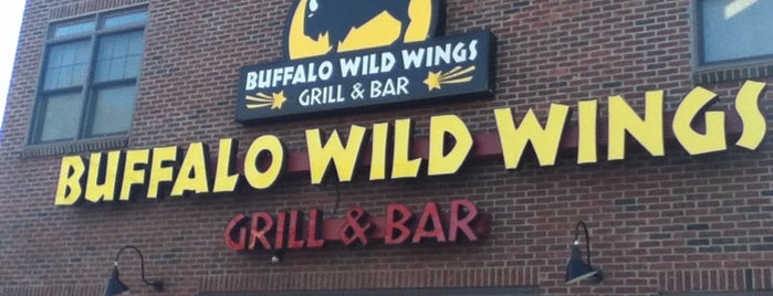 Buffalo Wild Wings is one of Orte, die Richard gefallen.