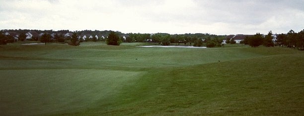 The Den Bar & Grill at Bear Trap Dunes is one of Mary : понравившиеся места.