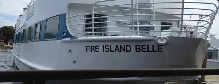 Ocean Beach Ferry is one of Locais curtidos por Meredith.