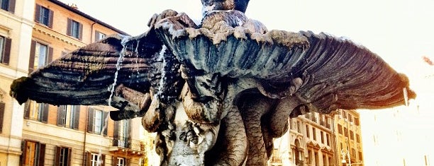 Fontana del Tritone is one of Italy.