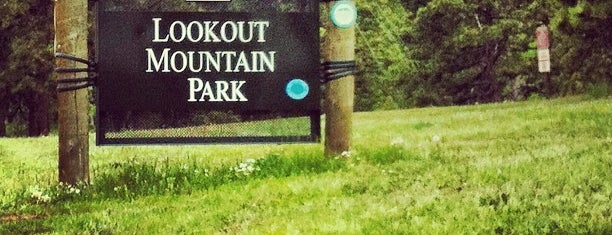 Lookout Mountain Park is one of ker'in Beğendiği Mekanlar.