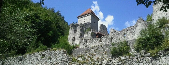 Grad Kamen is one of Radovljica with its surroundings.