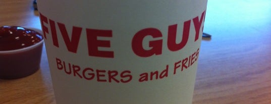 Five Guys is one of Orte, die Queen Minx gefallen.