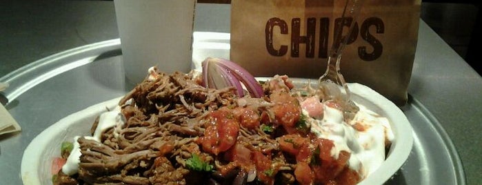 Chipotle Mexican Grill is one of Tempat yang Disukai Taylor.