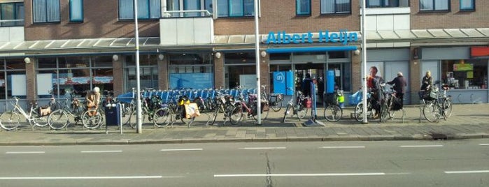 Albert Heijn is one of สถานที่ที่ Hans ถูกใจ.