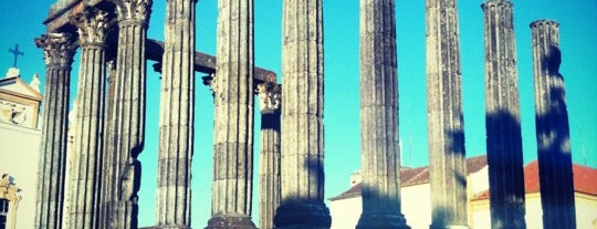 Templo de Diana is one of a visitar.