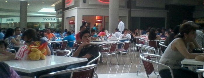 Food Court is one of Orte, die Eduardo gefallen.