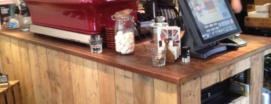 Ginger & White is one of London Coffee spots.