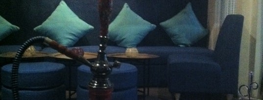 Aisha Lounge is one of Locais salvos de Kiet.