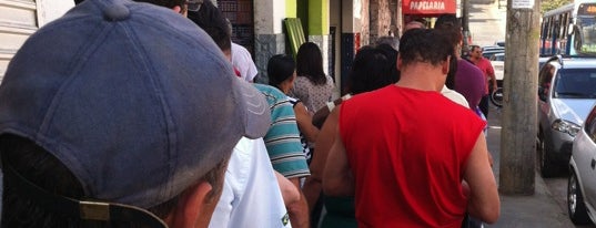 Loteria Feijão de Ouro is one of สถานที่ที่ Vanessa ถูกใจ.