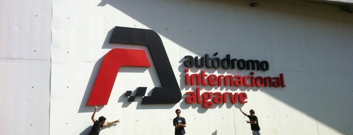 Autodromo Internacional Algarve is one of Restaurantes e Garrafeiras c/ Casa de Sezim.