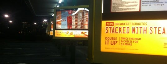 SONIC Drive In is one of Bradfordさんのお気に入りスポット.