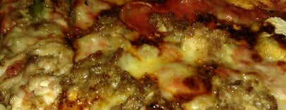 Pizzas El Caracol is one of Posti che sono piaciuti a Joshi.