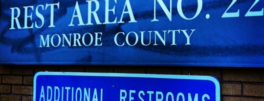 Monroe County Rest Area No. 22 is one of Locais curtidos por Chester.