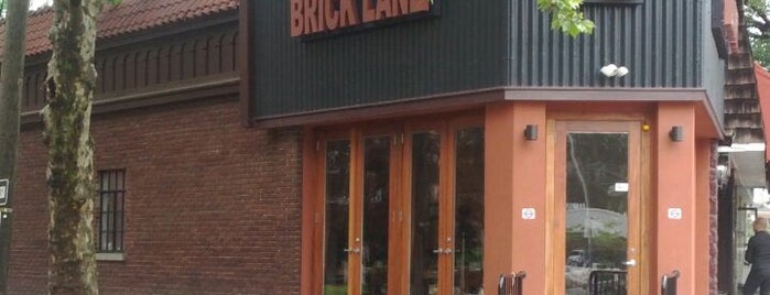 Brick Lane Curry House is one of Lizzie: сохраненные места.