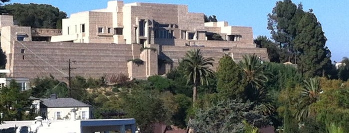Ennis House is one of Frank Lloyd Wright Architecture Design.