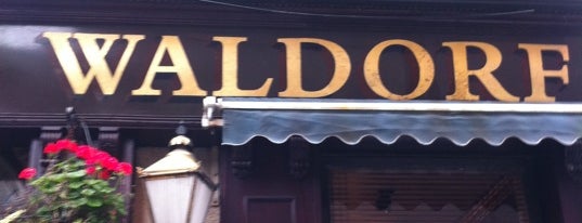 The Waldorf is one of Tempat yang Disukai Carl.
