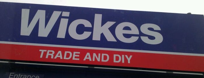 Wickes is one of Tempat yang Disukai James.