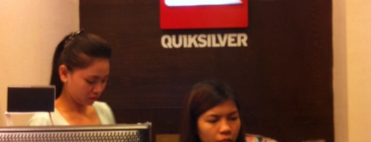 Quiksilver is one of Locais curtidos por Fidel.