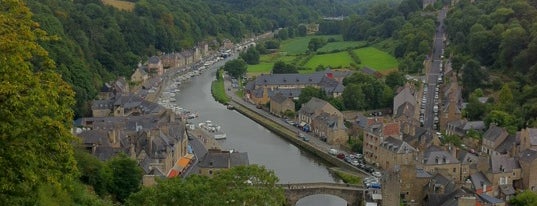 Dinan is one of Bretagne Historique.