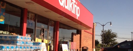 QuikTrip is one of สถานที่ที่บันทึกไว้ของ Amby.