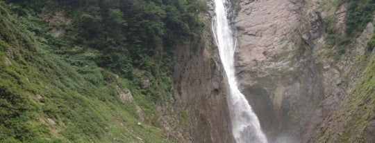Shōmyō Falls is one of 隠れた絶景スポット.