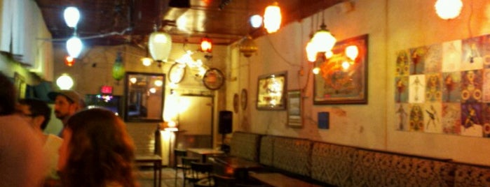The Amsterdam Bar is one of สถานที่ที่บันทึกไว้ของ Amber.