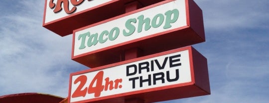 Roberto's Taco Shop is one of Lugares favoritos de Amy.