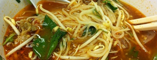 Vientiane Noodle Shop is one of The 15 Best Places for Booths in Milwaukee.