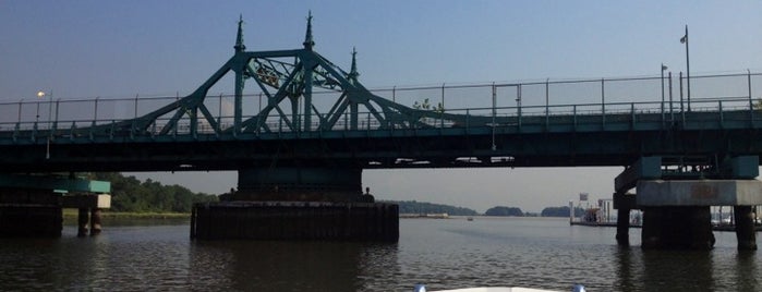 City Island Bridge is one of Bridges to Walk Across - NY.