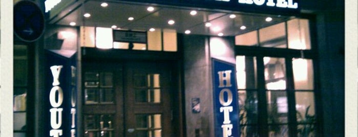 Euro Youth Hostel is one of Lugares favoritos de Amy.