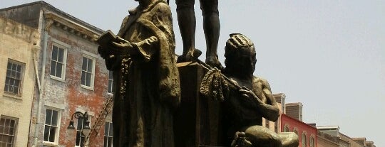 Bienville Monument is one of Tempat yang Disukai Todd.