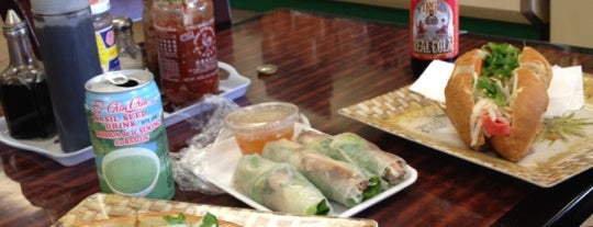 Ba Le Vietnamese Bakery is one of Sanguches places.