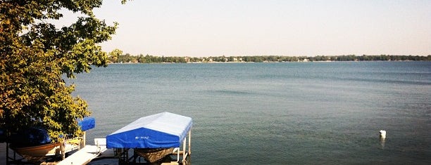 Lake Pulaski is one of Double J’s Liked Places.