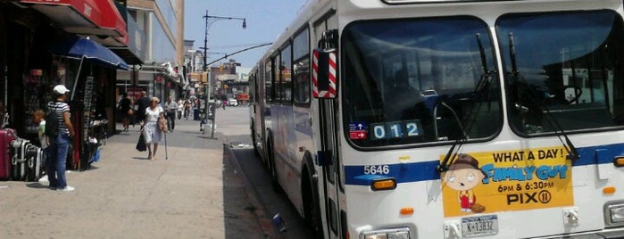 MTA New York City Bus - Bx15/Bx15LTD/Bx21 @ 3rd Avenue & Westchester Avenue is one of Lieux qui ont plu à Maurice.